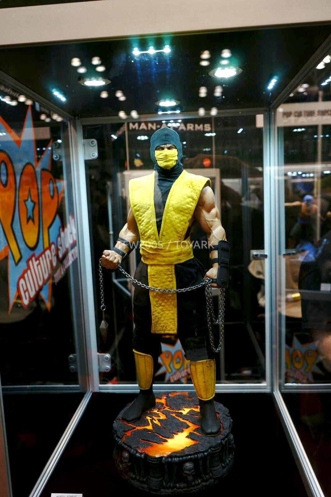 Dr Jengo's World NYCC 2014 PCS Mortal Kombat Statues