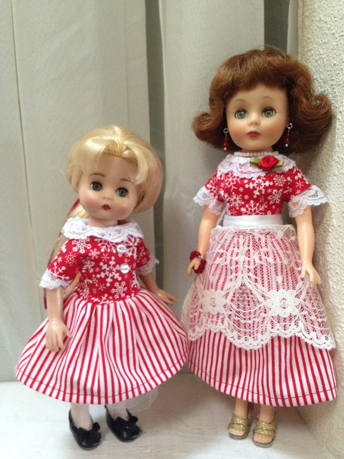 mum and daughter matching christmas