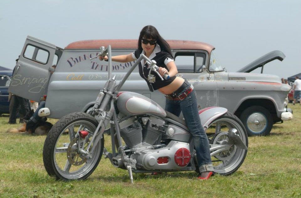 Chicas motos y  rafaharley autos, motos