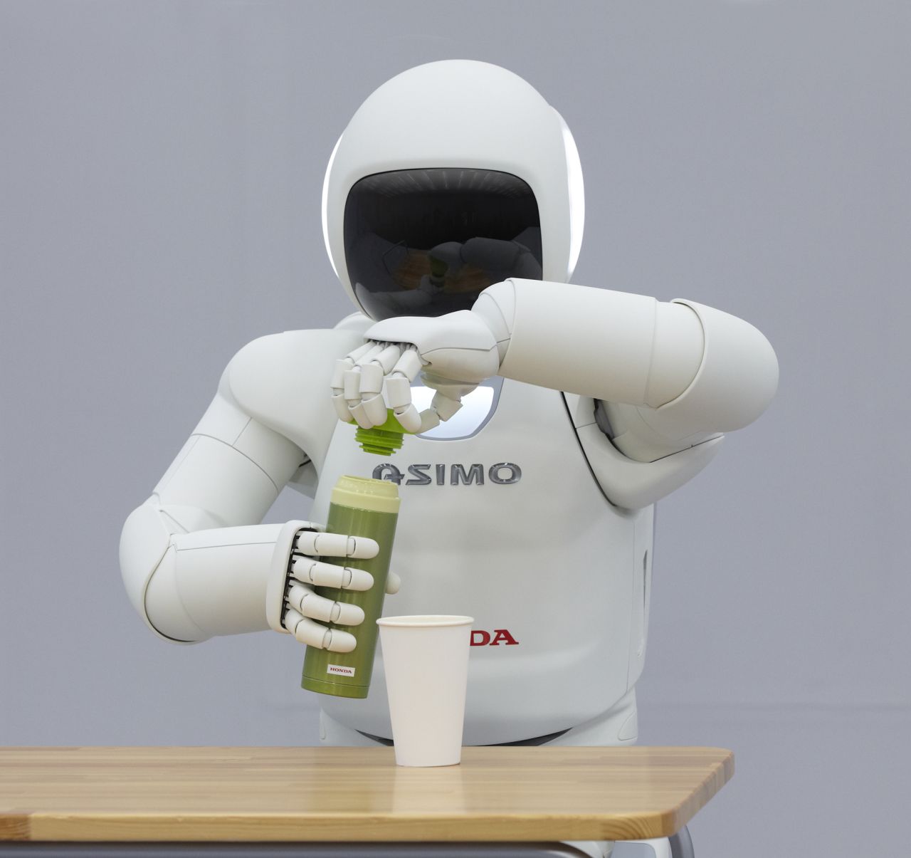new-honda-asimo-robot-2011-hxpk-1.jpg
