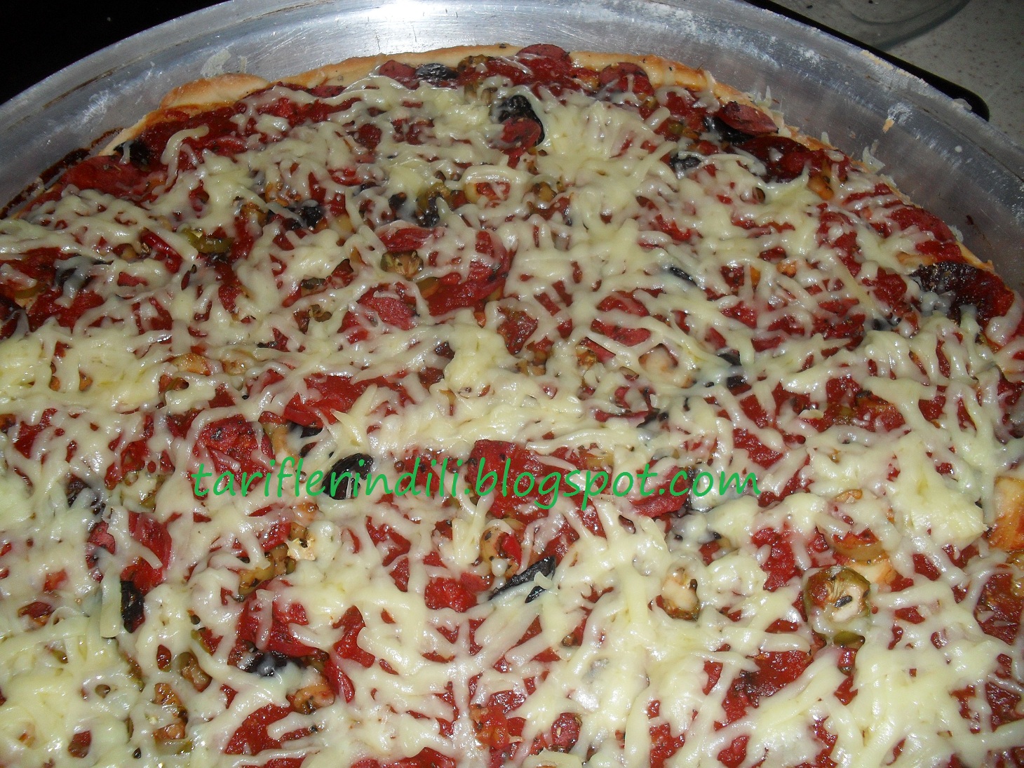 EV PİZZASI Tariflerin Dili