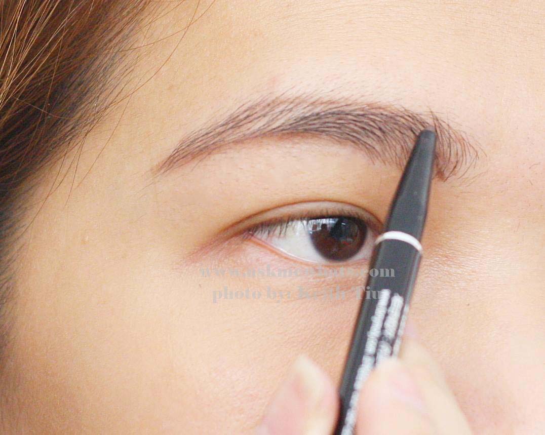Askmewhats How To Draw Brows Using a Brow Pencil
