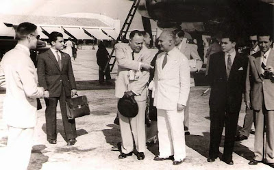 1951 - Conversando con el Cónsul de Portugal en Barcelona