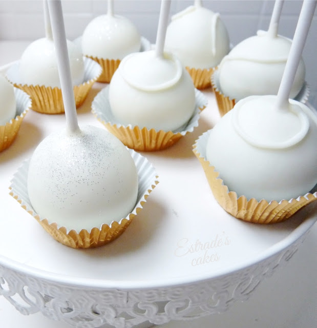 cake pops blancos para boda - 05