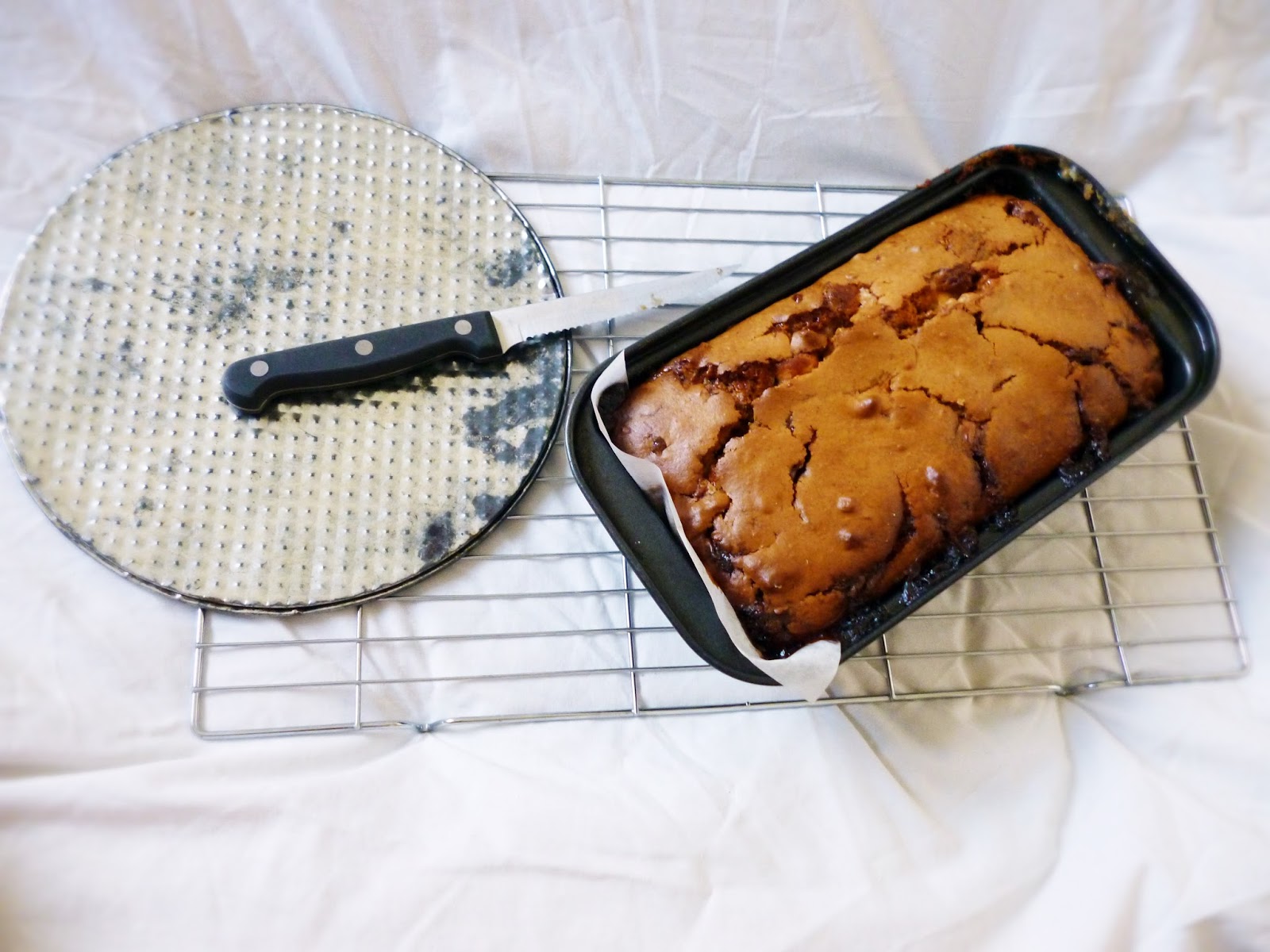 Cake Of The Week Salted Caramel, White Chocolate & Pecan Ice Cream