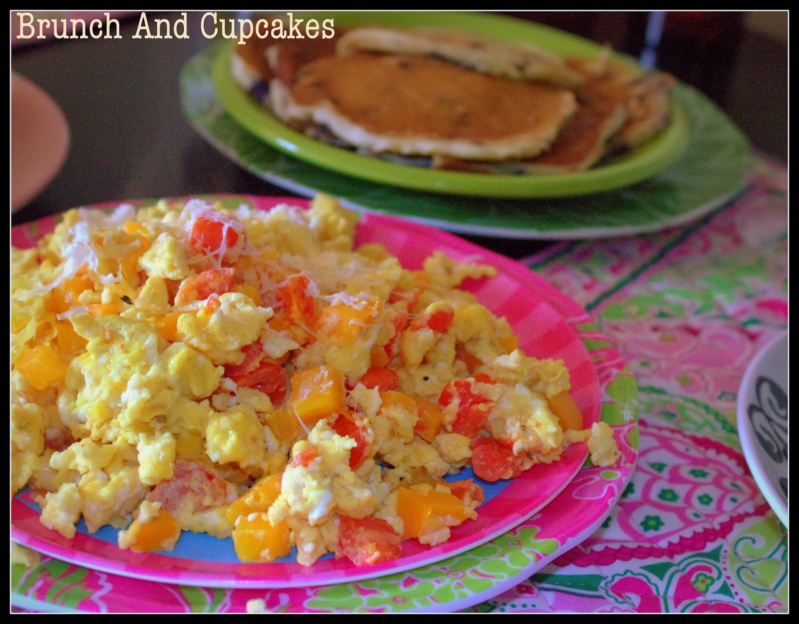 Brunch N' Cupcakes {Brunch Scrambled Eggs With Onion, Grape Tomatoes