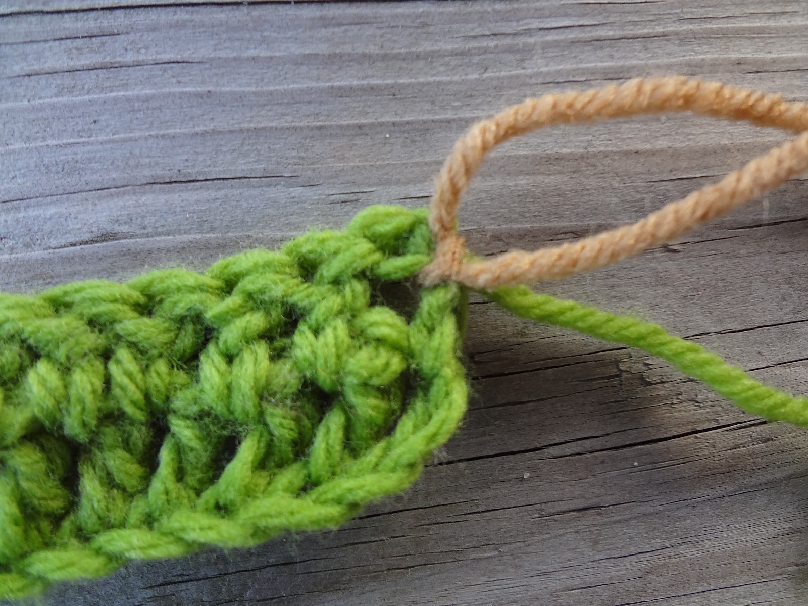 Fiber Flux Free Crochet Pattern...Pumpkin Patch Edging!