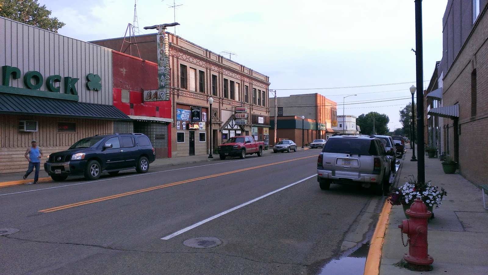 seniors walking across america POST 1182; AUGUST 14, 2013; WIBAUX, MONTANA