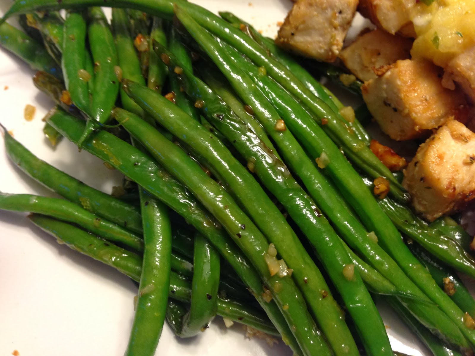 Pastamore Garlicky Green Beans