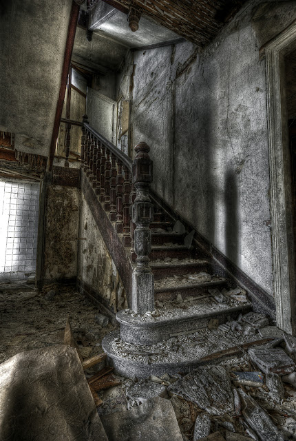 photo urbex hdr, exploration urbaine, urbex galerie, urbex blog, urbex france, urbex hotel, urbex friche, urbex bordeaux, urbex gironde, photo hdr fabien monteil