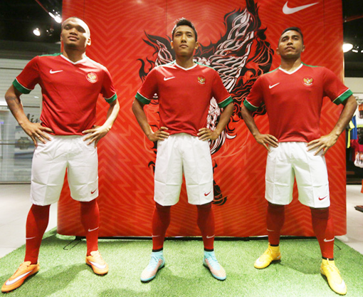 Jersey Timnas Indonesia Terbaru Home Away AFF Cup 2014 Dunia Info dan Tips Jersey Timnas Indonesia Terbaru Home Away AFF Cup 2014 Dunia Info dan Tips