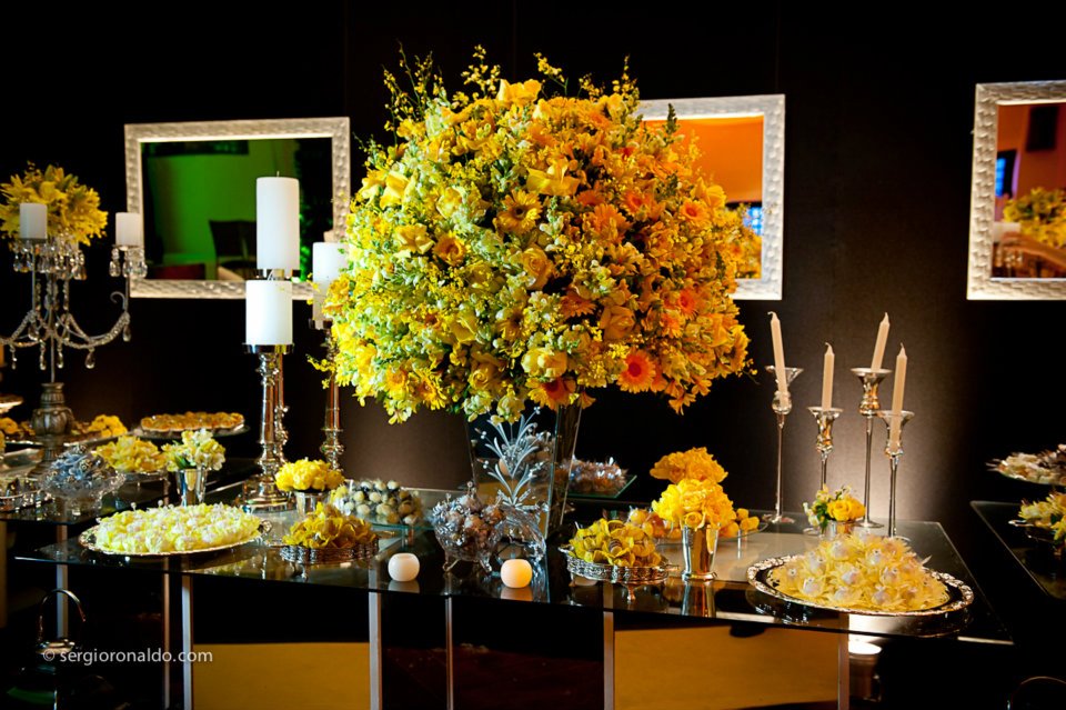 decoracao amarelo branco e preto:Rafaela Panisset : Decoração de casamento: preto, amarelo e prata! decoracao amarelo branco e preto:Rafaela Panisset : Decoração de casamento: preto, amarelo e prata!