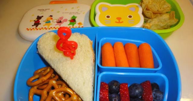 Bento School Lunches : Simple Bento &amp; Chinese New Year, Bento Lunch #223