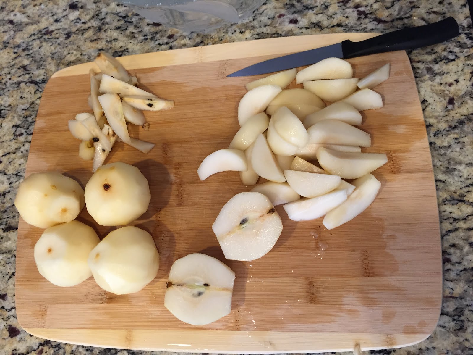 Making Stage 1 (Stage 1) Baby Food Pears (Steamed) It's All Gravy