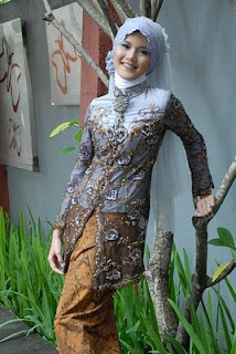 model baju kebaya modern 2009