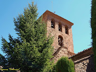 Vista sud-oest del campanar de l'església de Santa maria de l'Estany. Autor: Francesc "Caminaire" Vista sud-oest del campanar de l'església de Santa maria de l'Estany. Autor: Francesc "Caminaire"