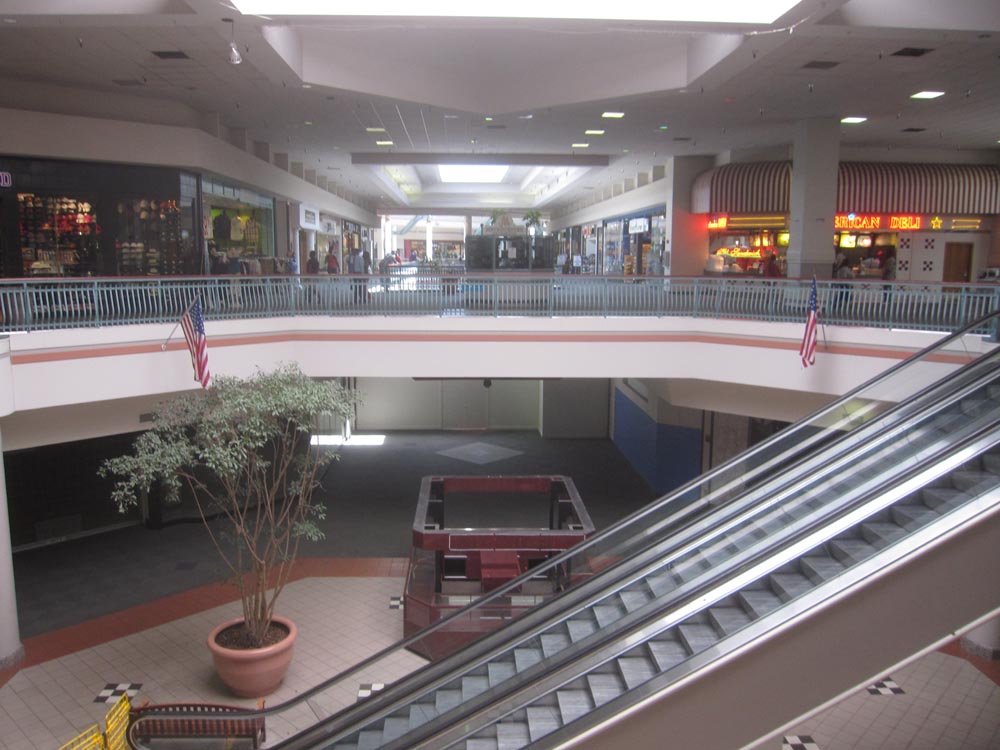 Sky City: Retail History: North Park Mall: Ridgeland, MS