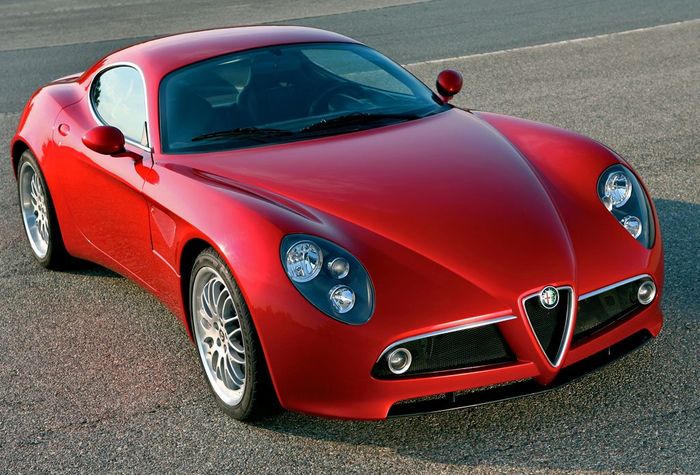 Alfa Romeo 8c Competizione captured everyones imagination and managed to