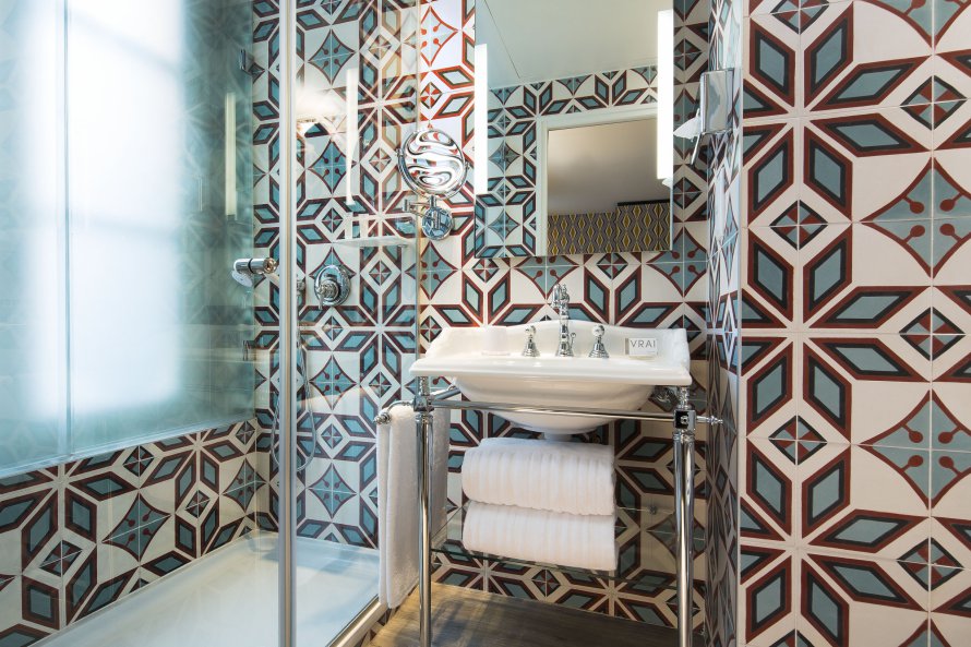 Interior relooking: idee per arredare un bagno piccolo