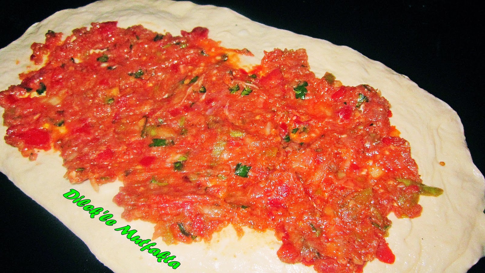 Ev Yapımı Kıymalı Pide ( Trabzon Pidesi ) Dilek�le Mutfakta