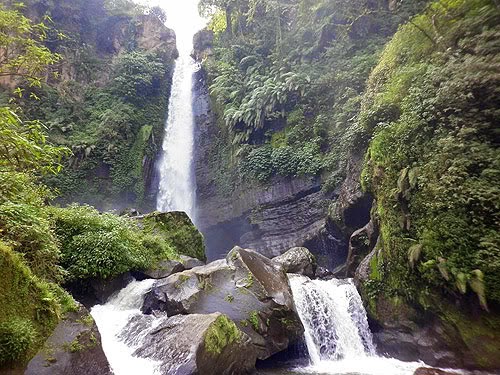 Air Terjun Coban Rondo - Malang Jawa Timur Air Terjun Coban Rondo - Malang Jawa Timur