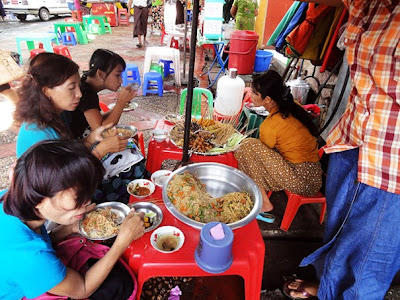 fast food in Yangon city