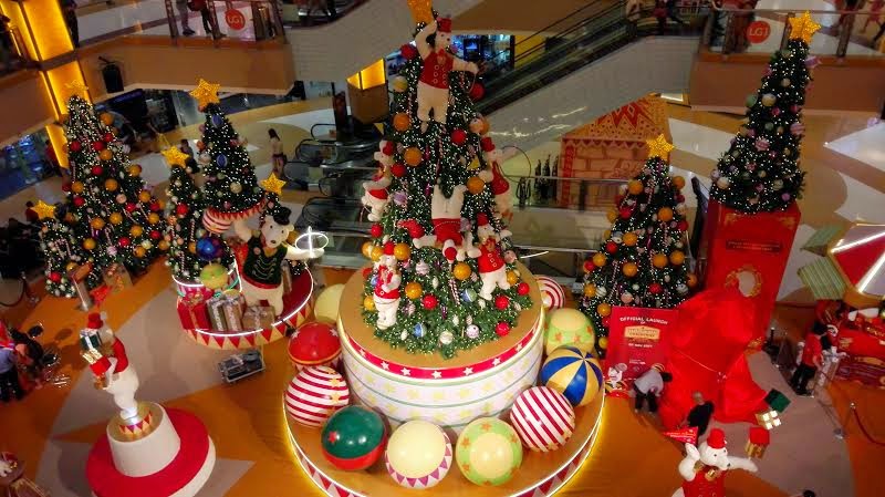 pyramid christmas ornament