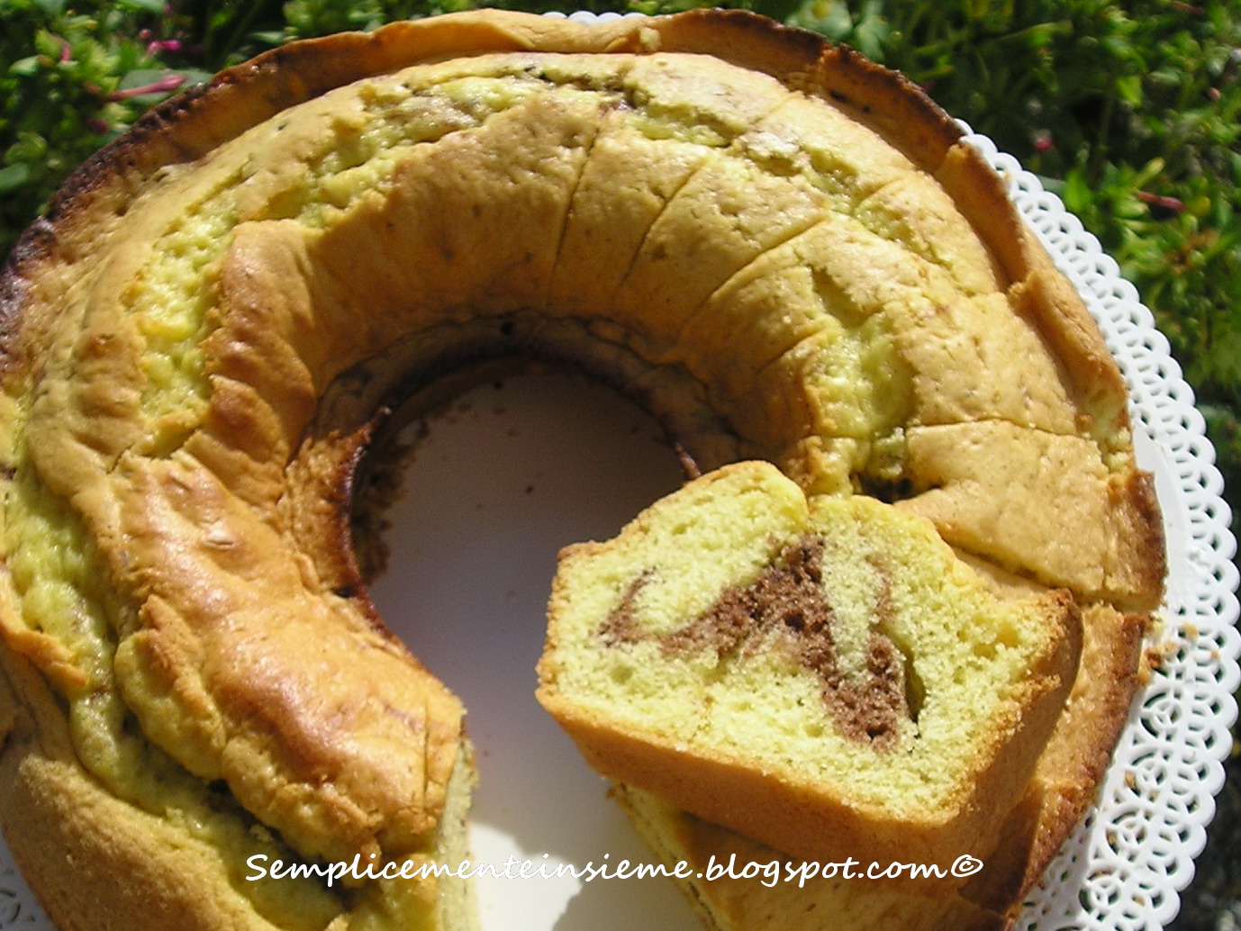 2 Stampi Per Ciambellone Antiaderenti - Teglie Per Torte Con Design A Vortice, 23 Cm (Oro) - Foto 2