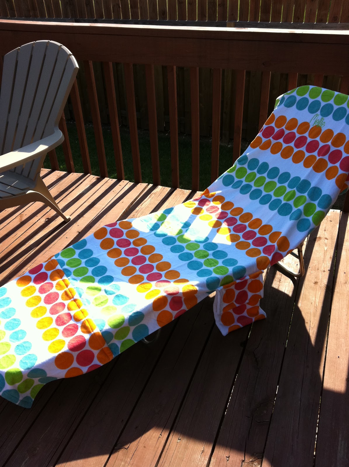 4 Wheelers & A Dog Terry Lounge Chair Cover Tutorial