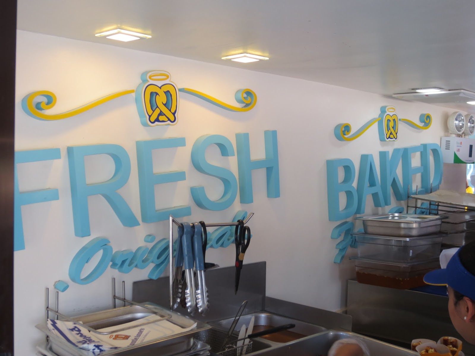 Pinay Fudge Auntie Anne's Grand Opening in Science Hub Tower 2