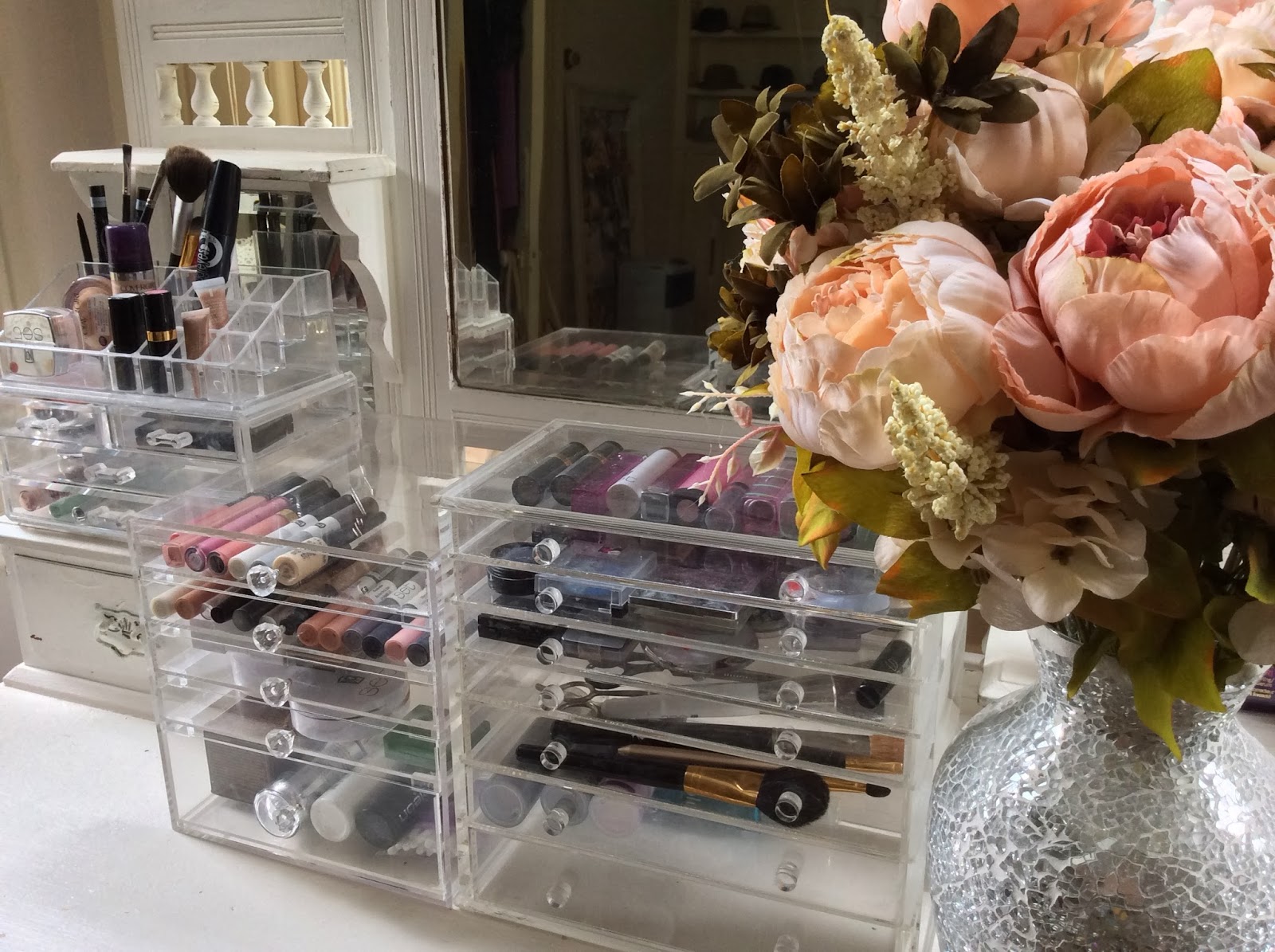 The Bluebirds are Nesting... February 2014