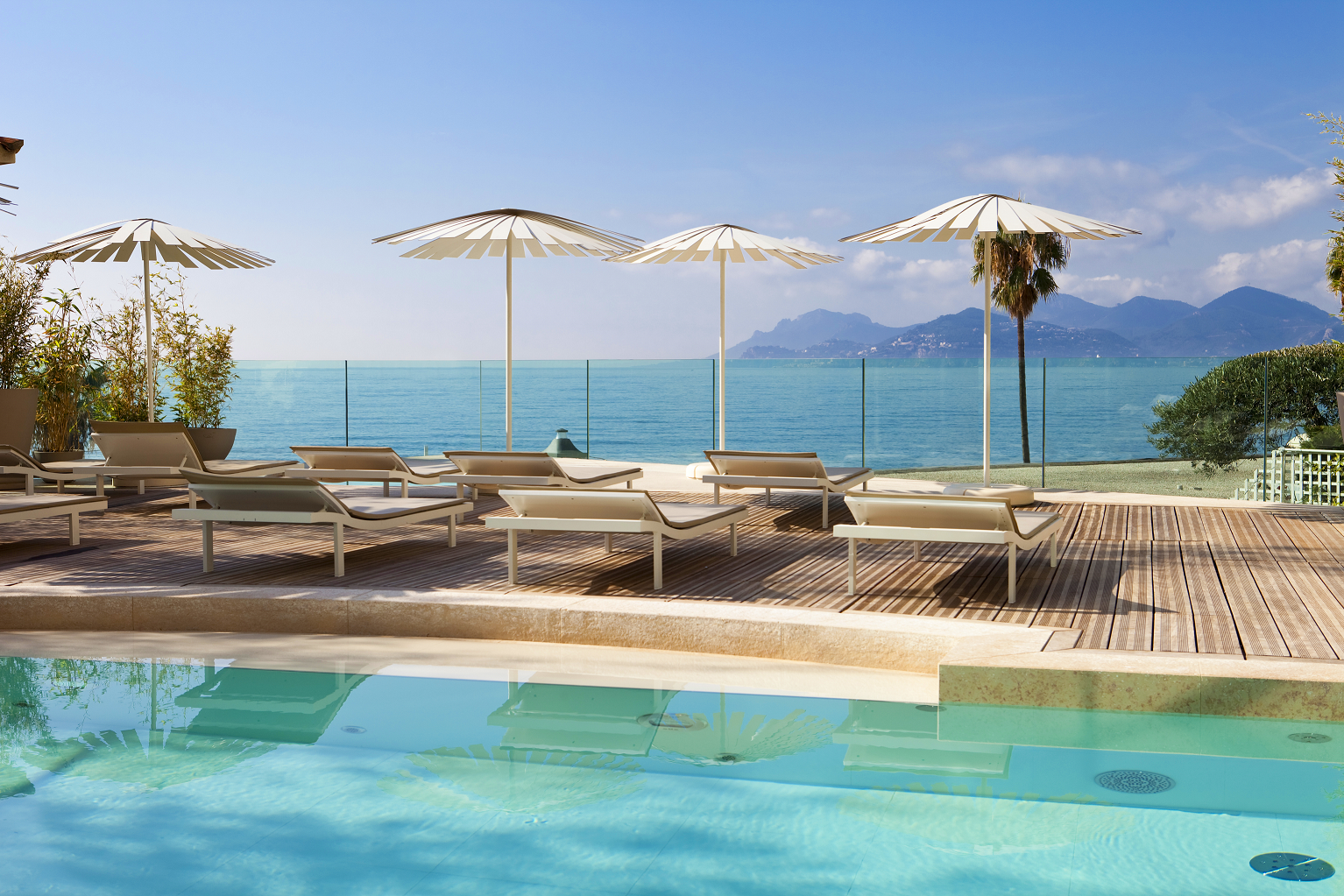 Passion For Luxury Radisson Blu 1835 Hotel & Thalasso,Cannes