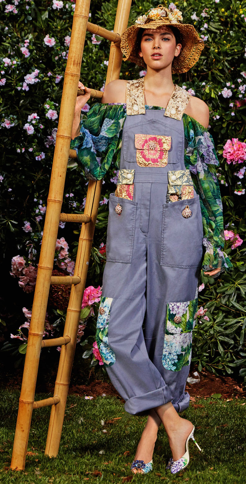 New Season FW18 The Romantic look of an ENGLISH garden through eyes of