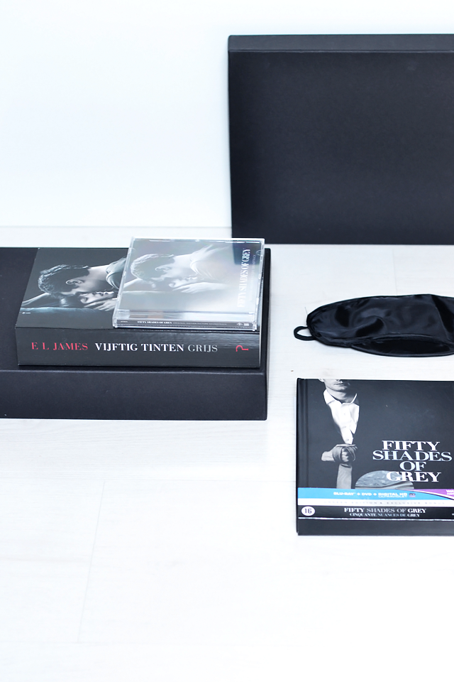 50 shades of grey, Dvd, release, fifty shades of grey, christian grey, packet, box, sleepmask, movie edtion, film, boek, cd, soundtrack, music, compilation, blue ray, present, gift, trends, top movie, 2015