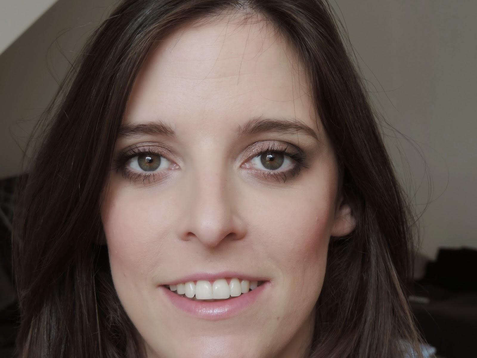 Bourjois Healthy Mix Radiance Reveal Foundation Applied