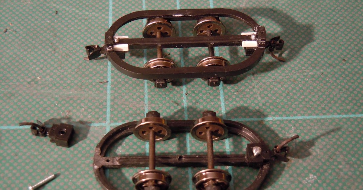 Michael's Model Railways Couplings in 014