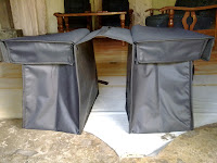 Tas Sales <img src="Tas Sales.jpg" alt="Tas Sales Warna Hitam">