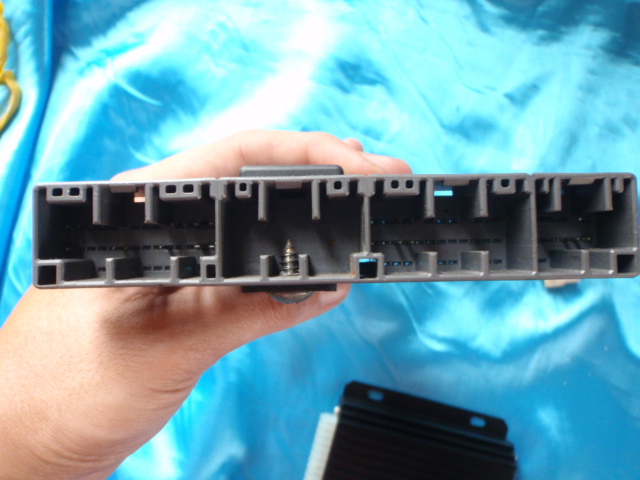 http://4.bp.blogspot.com/-H7lKVOrM2r4/T4L3EanGCoI/AAAAAAAASrg/s94BwPleEU8/s1600/Microtech+LT-10S+Sequential+Ver+10+Engine+Management+Systems+Computer+%289%29.JPG
