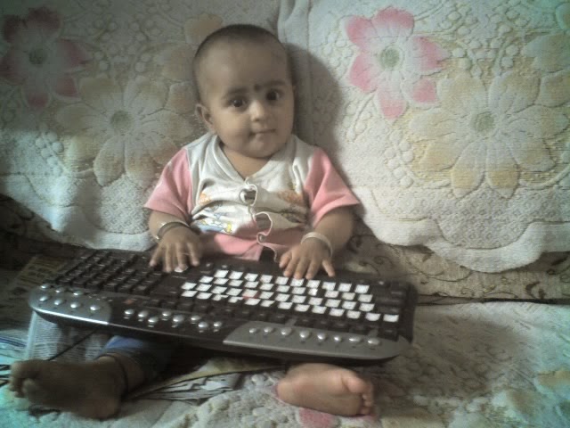 Niece Diya SUrana  On key board
