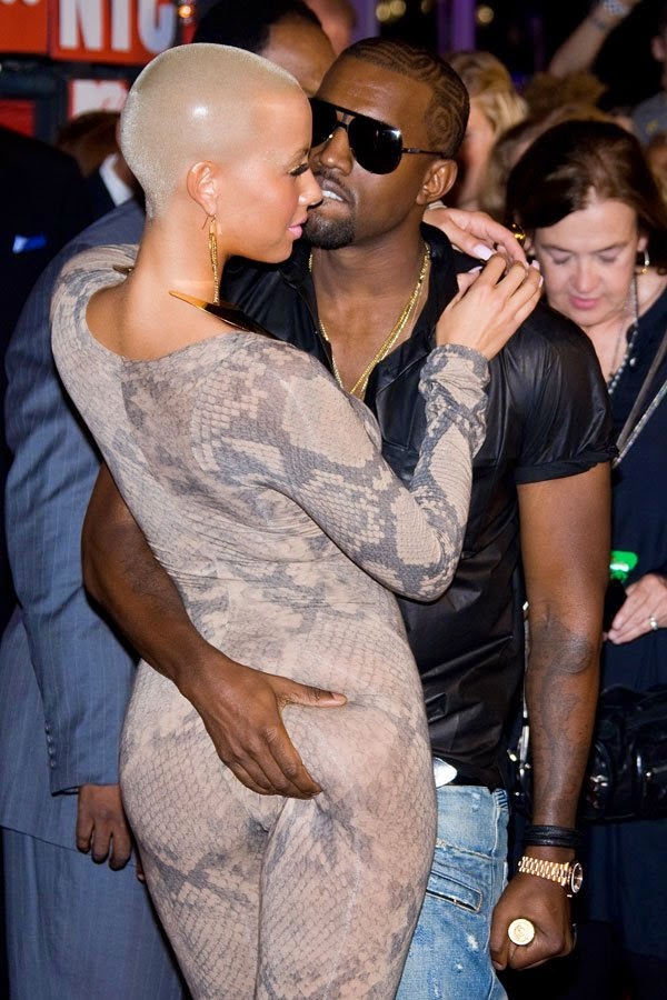 Kanye west and kim kardashian butt grab criticism write Apologise, kanye west and kim kardashian butt grab And