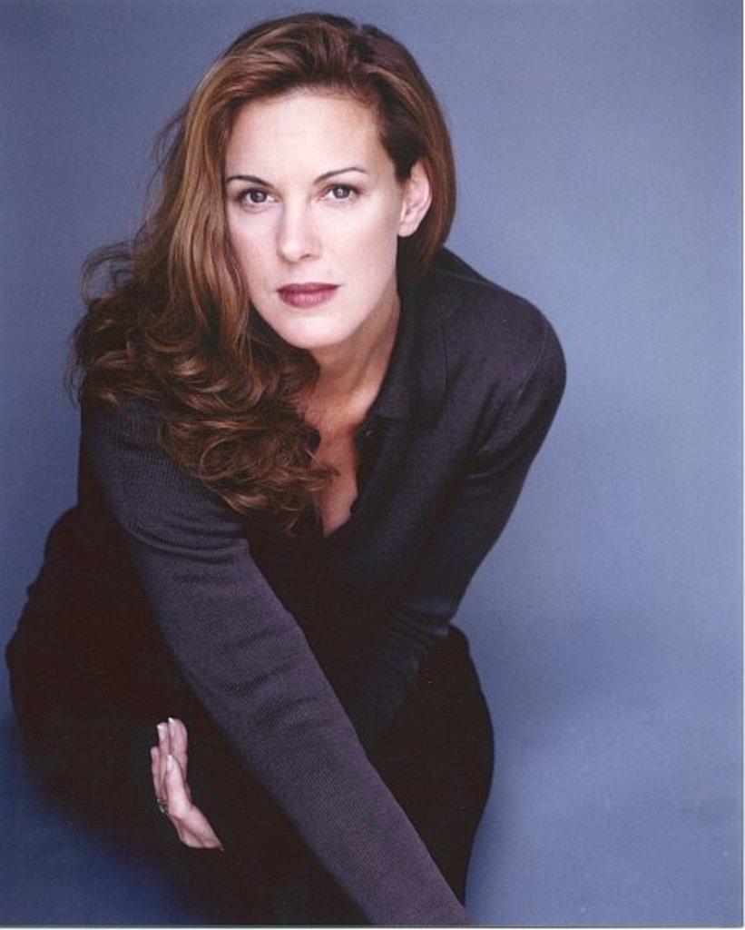 Elizabeth Perkins Photos | Tv Series Posters and Cast
