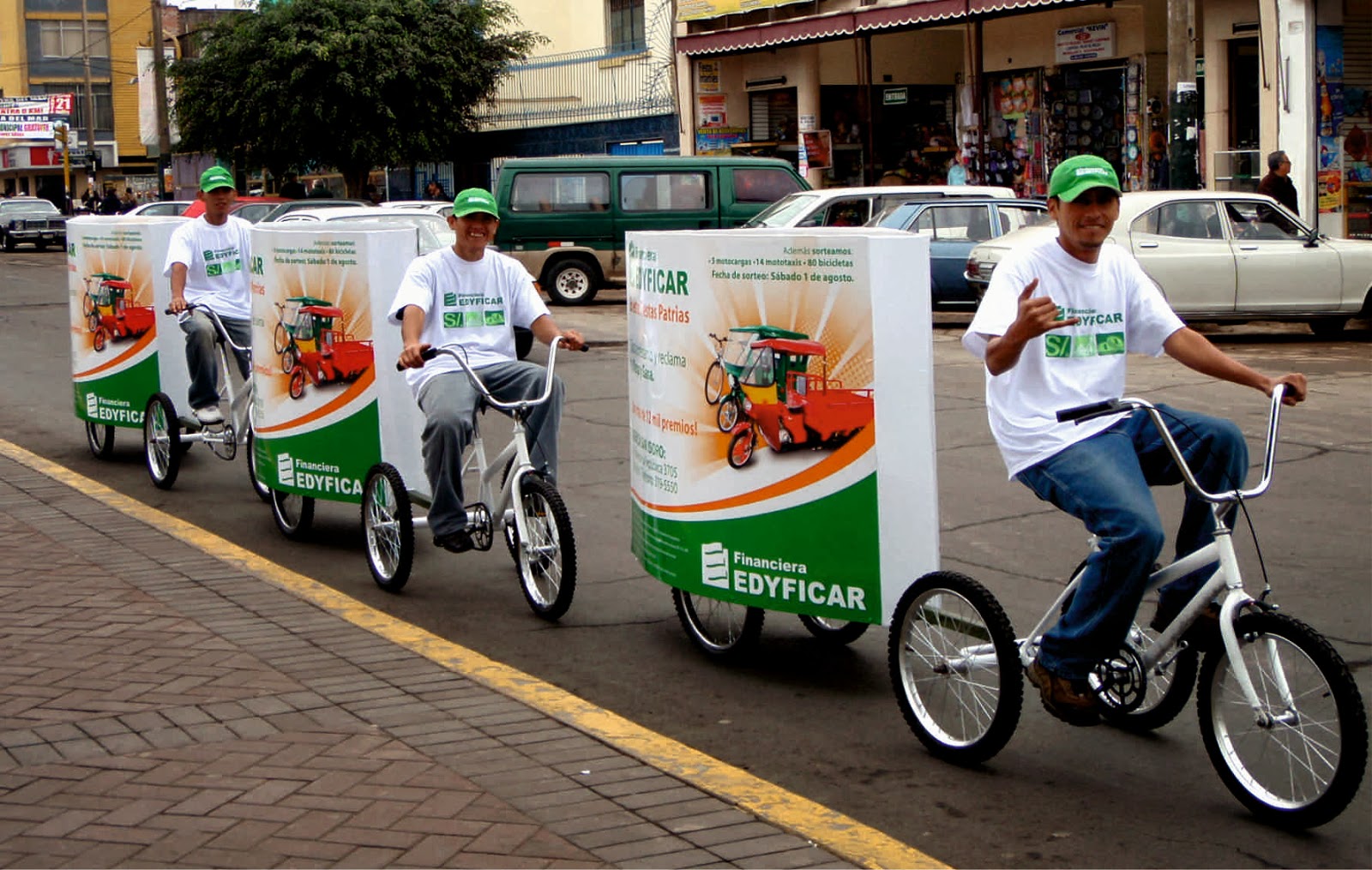 triciclo publicitario