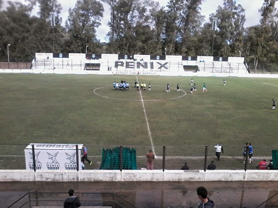Estadio de Fenix, Pilar