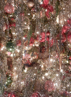 Knickerbocker Style & Design: An Old-Fashioned Christmas Tree