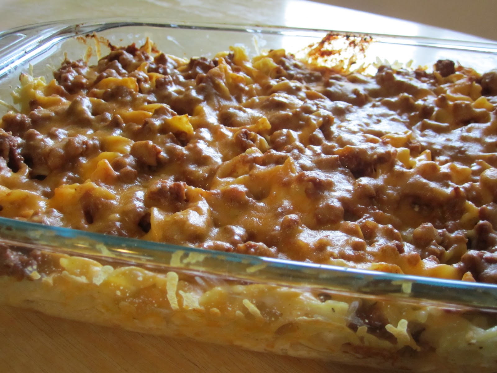 Time For Supper! Beefy Sour Cream Noodle Bake