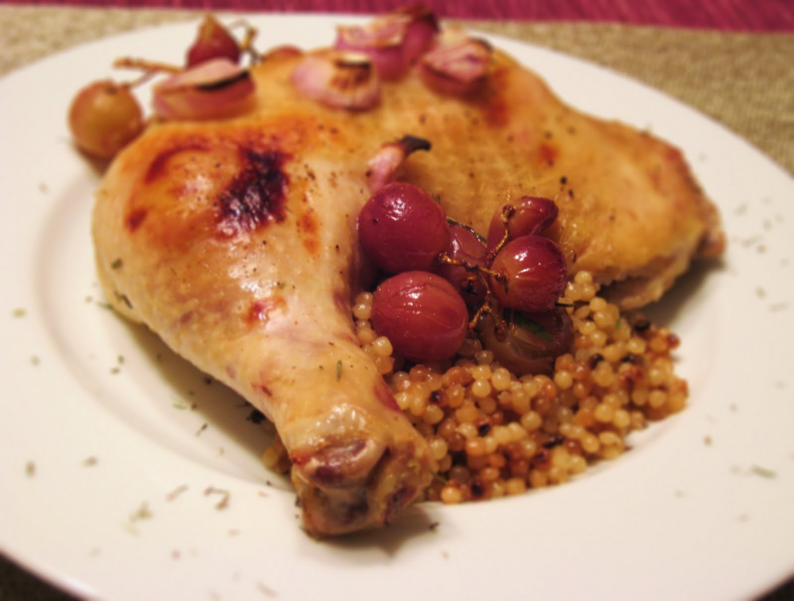 http://4.bp.blogspot.com/-HD1X12Jo0hQ/TfBgE-HnChI/AAAAAAAAA08/iNW2ihBUJCw/s1600/Roast%20Chicken%20with%20Grapes%20-%20edited.jpg
