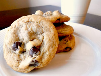 The Savvy Kitchen: Christmas Cookie (and Dessert!) Round-Up