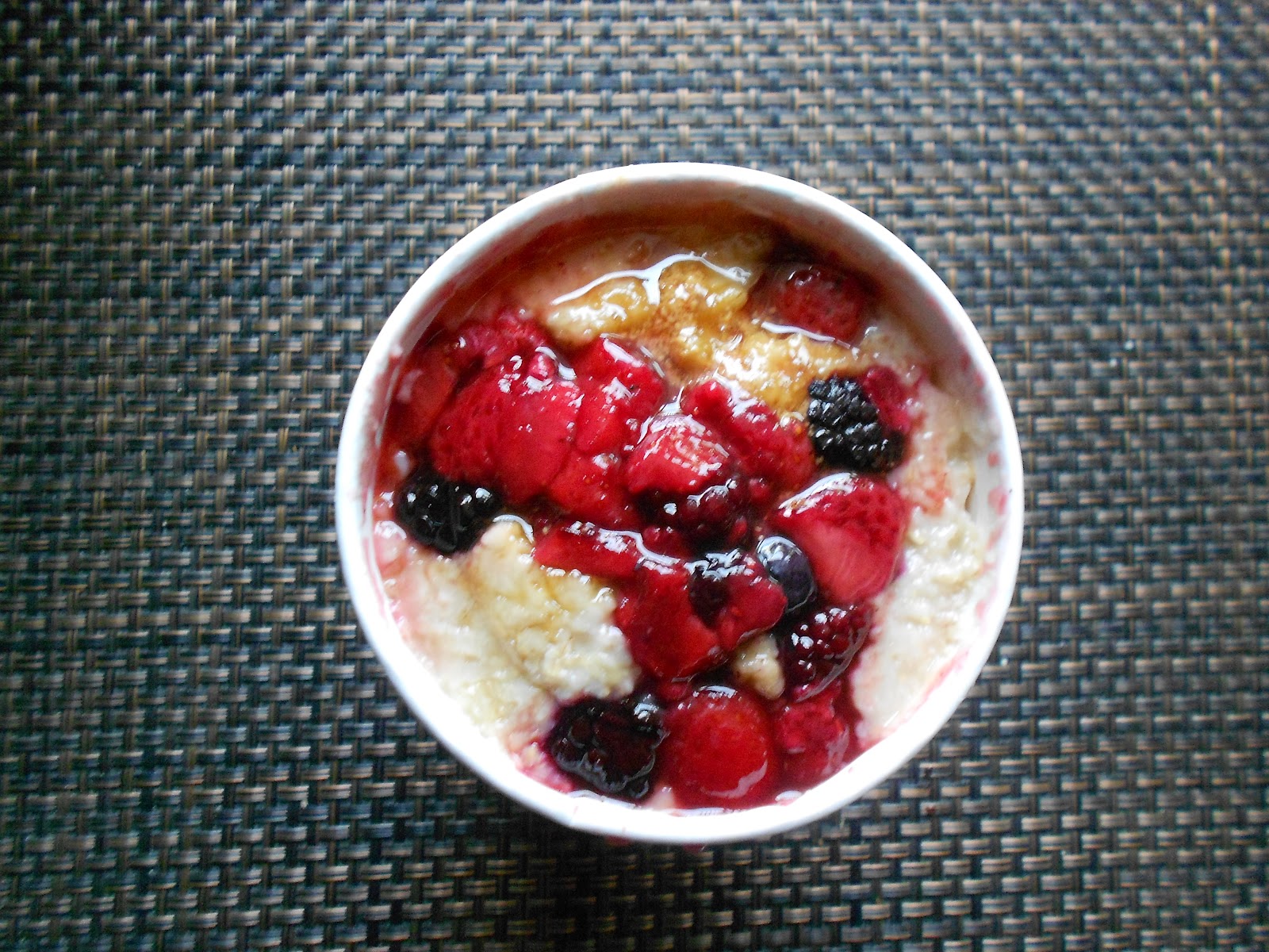 Snacking Squirrel Timmies Mixed Berry Oatmeal