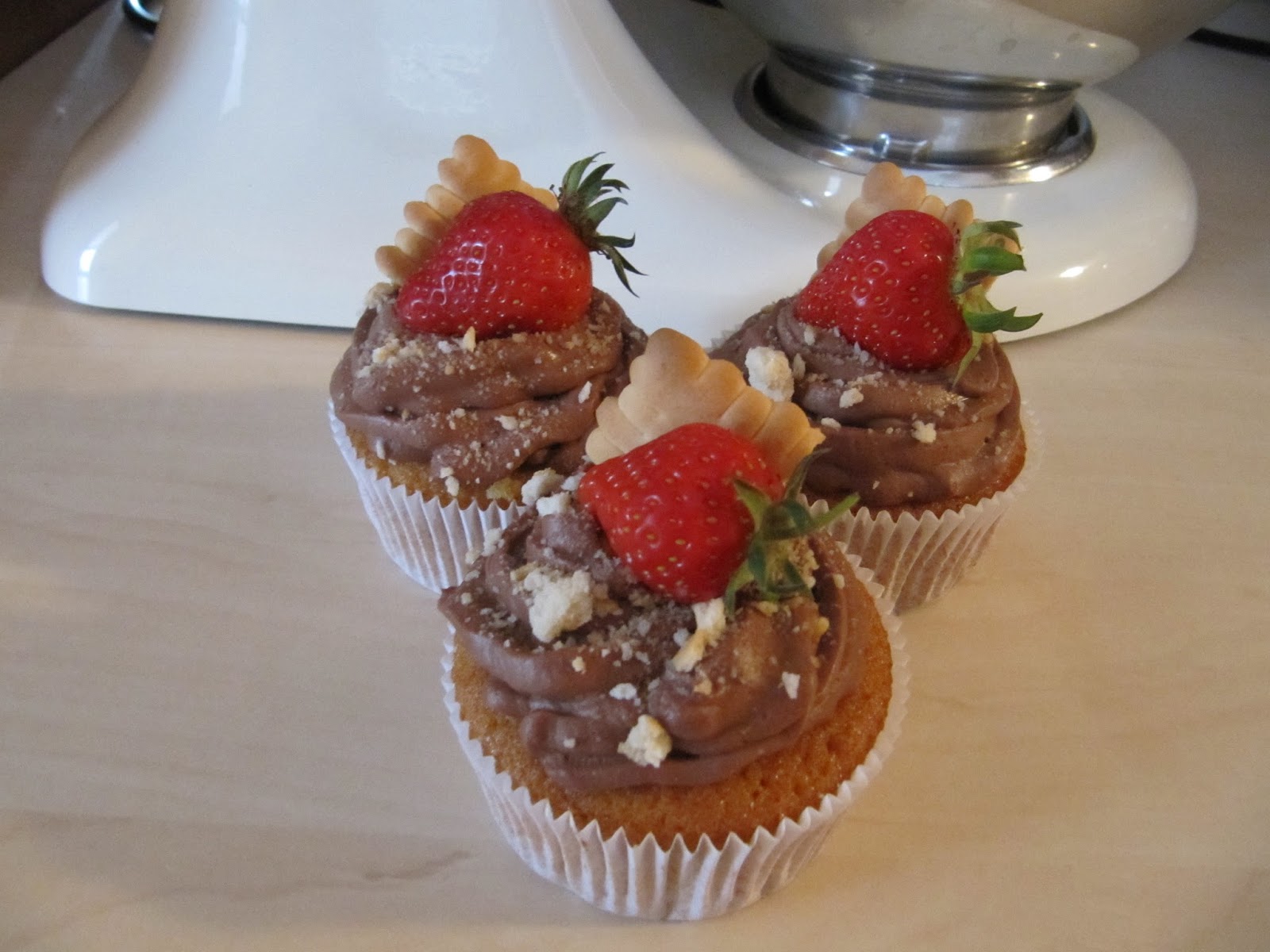 Vypečená Lidl Food Challenge Vanilkové cupcakes s jahodovým a