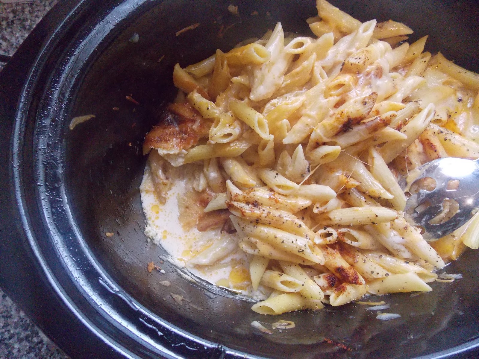 Kick Off Week Tailgate Crock Pot Mac&Cheese AND A Link Up Party